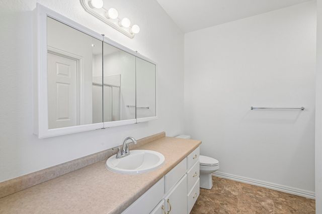 346 SE County Road 0090, Powell, TX 75153