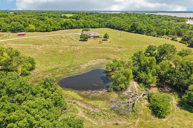 346 SE County Road 0090, Powell, TX 75153