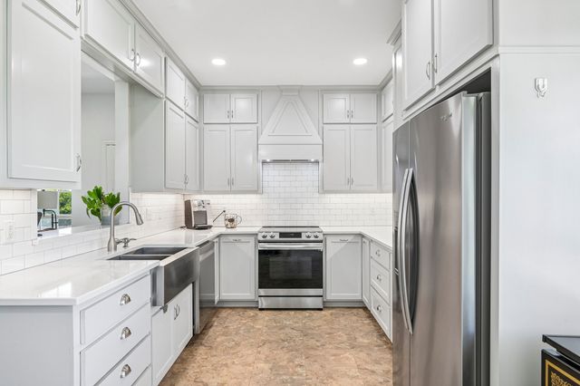 346 SE County Road 0090, Powell, TX 75153