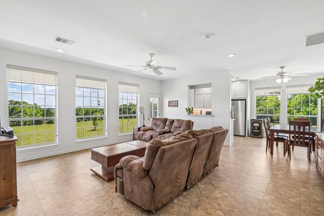346 SE County Road 0090, Powell, TX 75153