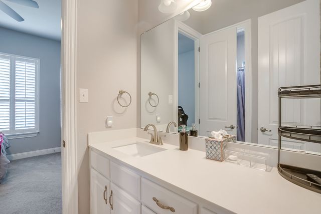 11829 Kynborrow Road, Fort Worth, TX 76052