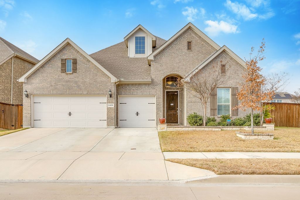 11829 Kynborrow Road, Fort Worth, TX 76052
