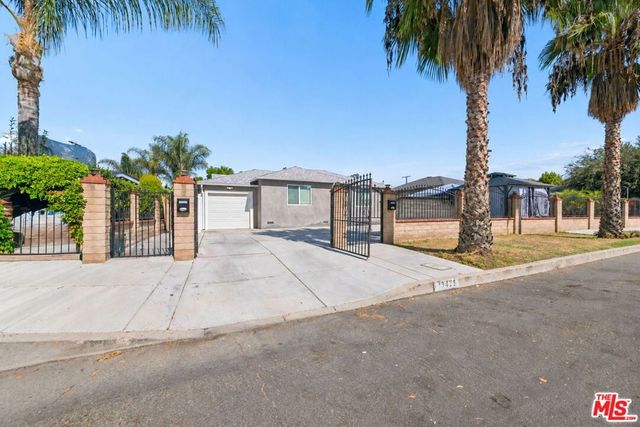 13473 Kagel Canyon Street, Arleta, CA 91331