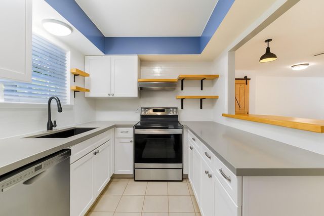 12973 Trail Hollow Dr Unit A, Houston, TX 77079