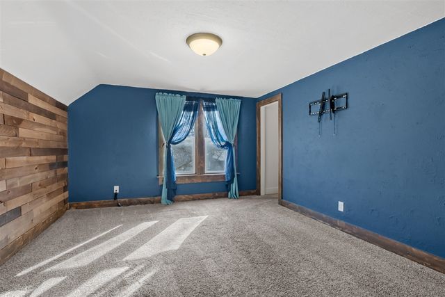 927 Albert Avenue, Kalamazoo, MI 49001