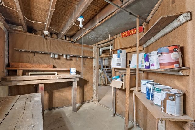 927 Albert Avenue, Kalamazoo, MI 49001