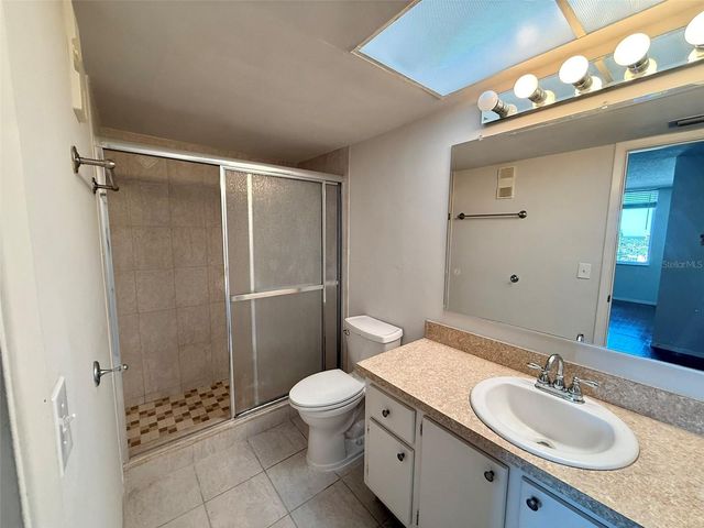 255 DOLPHIN POINT 710, Clearwater, FL 33767