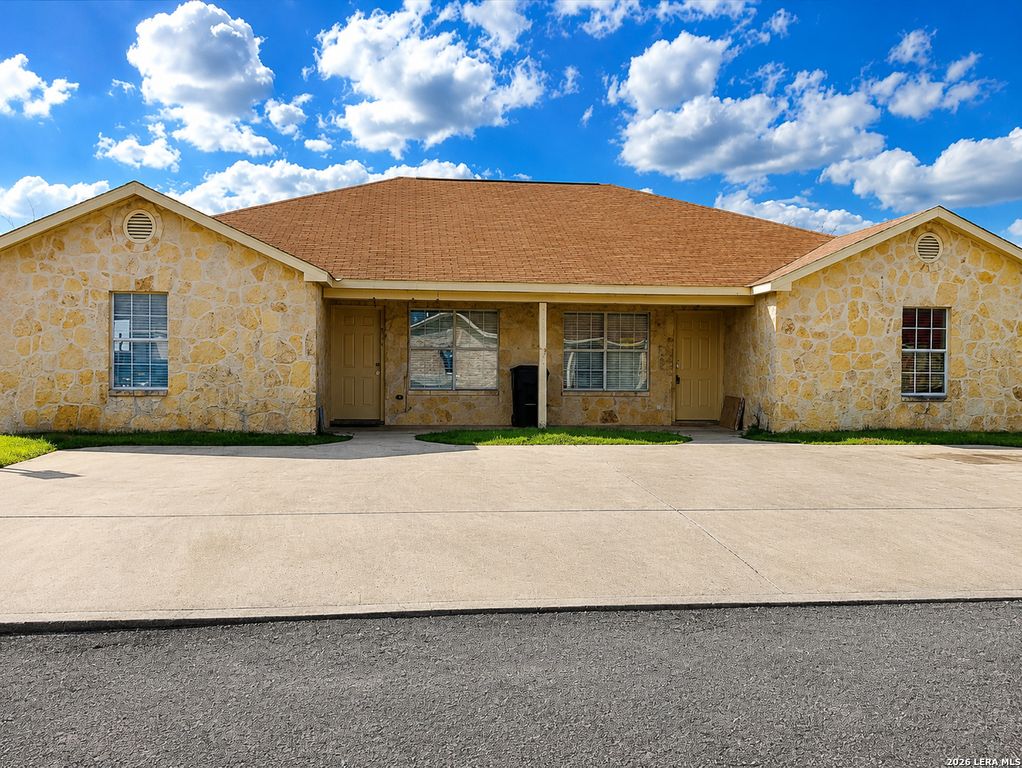 7603 Oak Chase, San Antonio, TX 78239