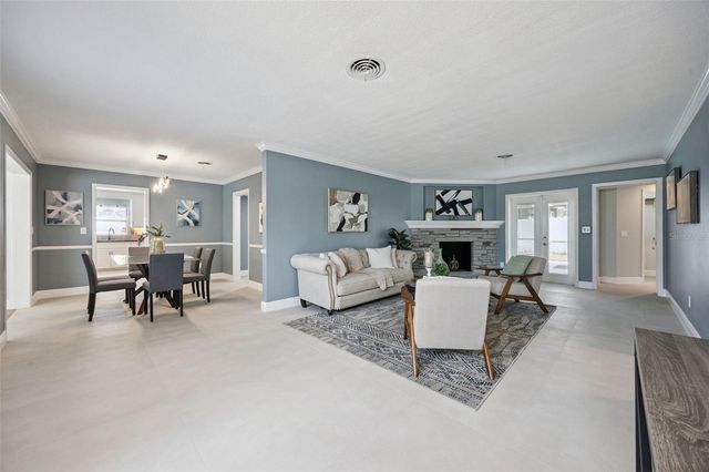 24 MINNEHAHA CIR, Maitland, FL 32751