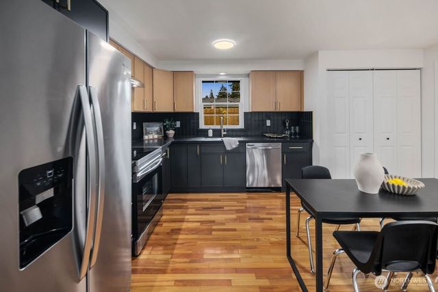 17415 6th Avenue E, Spanaway, WA 98387