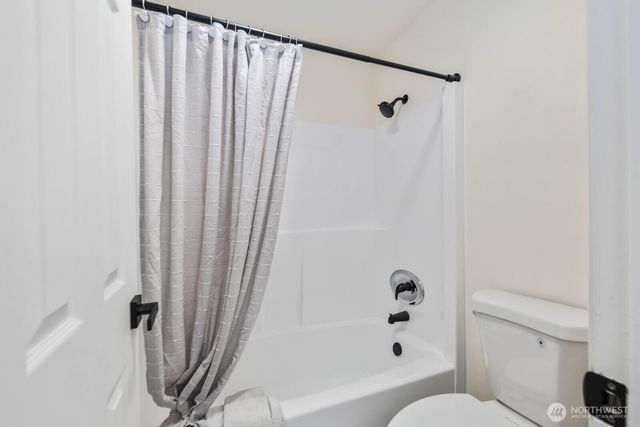 17415 6th Avenue E, Spanaway, WA 98387