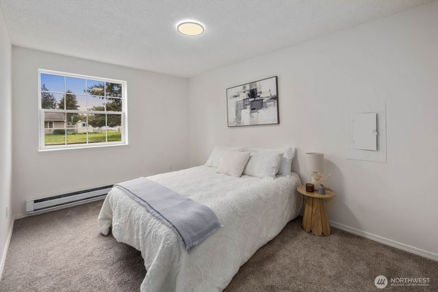 17415 6th Avenue E, Spanaway, WA 98387