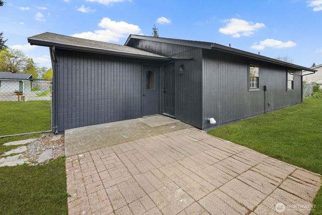 17415 6th Avenue E, Spanaway, WA 98387