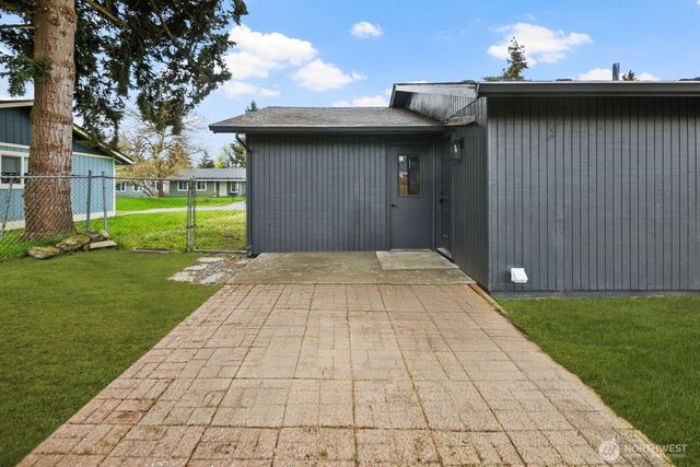 17415 6th Avenue E, Spanaway, WA 98387