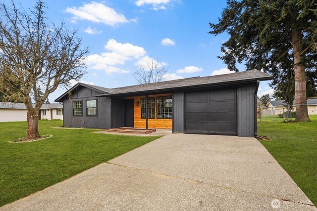 17415 6th Avenue E, Spanaway, WA 98387