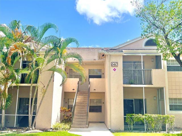 640 Cypress Club Way B12, Deerfield Beach, FL 33064