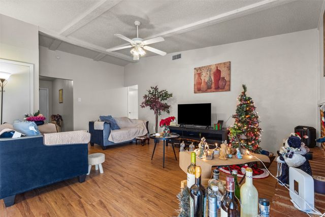 224 E Grubb Drive, Mesquite, TX 75149