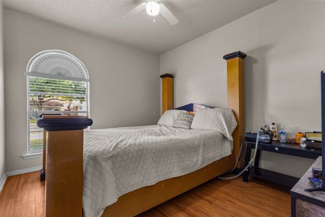 224 E Grubb Drive, Mesquite, TX 75149