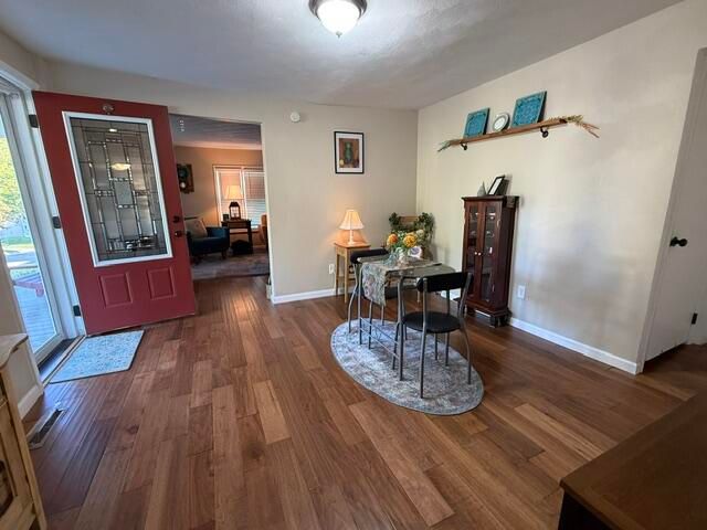 319 High Street, Marshall, MI 49068