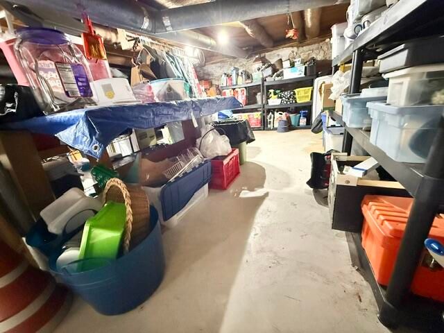 319 High Street, Marshall, MI 49068