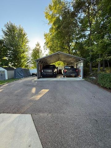 319 High Street, Marshall, MI 49068