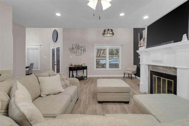 1217 Ivy Avenue, Deer Park, TX 77536