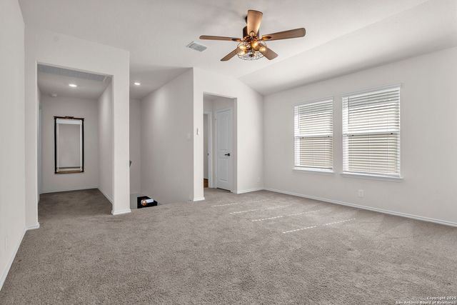 105 Honors, Floresville, TX 78114