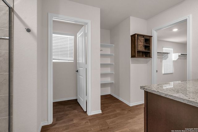 105 Honors, Floresville, TX 78114