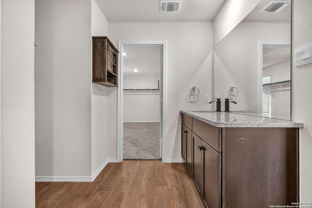 105 Honors, Floresville, TX 78114