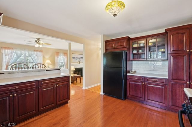 15 Ryan Ln, Lincoln Park Boro, NJ 07035