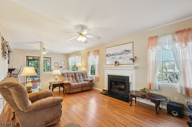 15 Ryan Ln, Lincoln Park Boro, NJ 07035