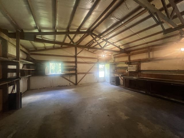575 Jackson Rd, Portland, TN 37148