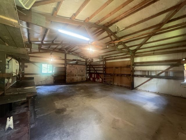 575 Jackson Rd, Portland, TN 37148