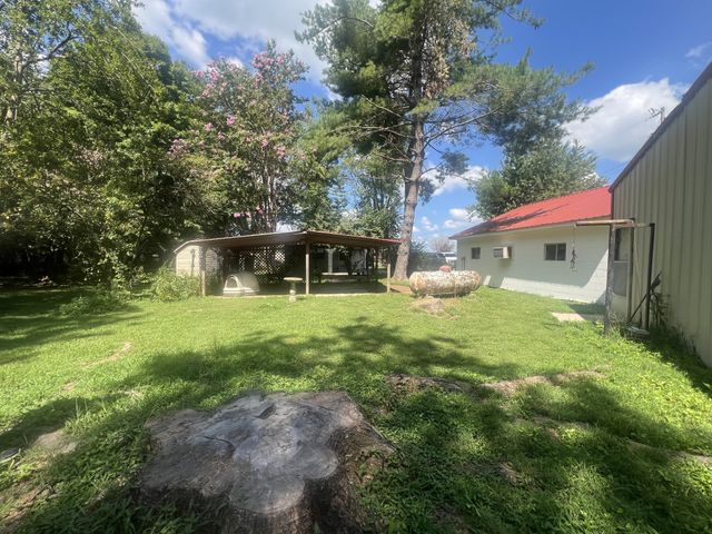 575 Jackson Rd, Portland, TN 37148