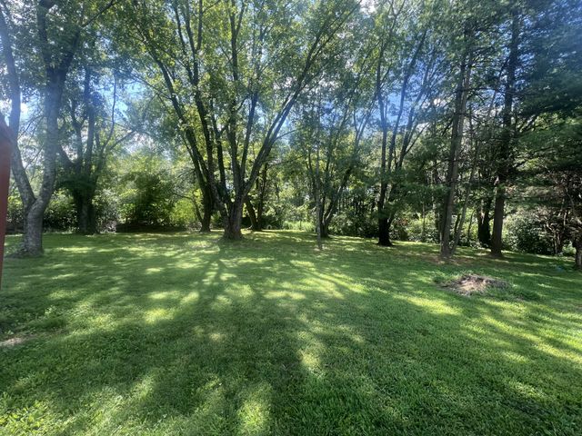 575 Jackson Rd, Portland, TN 37148