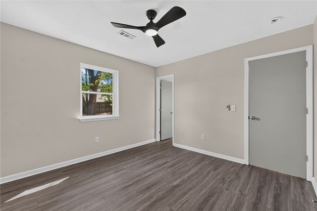 2303 Woodland Avenue, Springdale, AR 72762