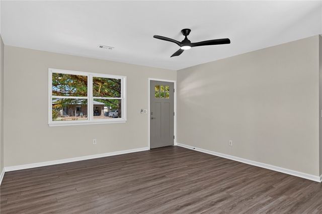 2303 Woodland Avenue, Springdale, AR 72762