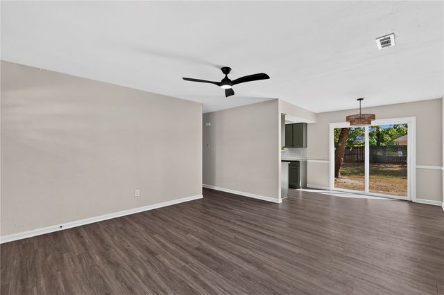 2303 Woodland Avenue, Springdale, AR 72762