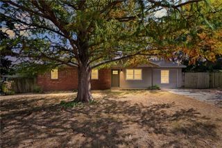 2303 Woodland Avenue, Springdale, AR 72762