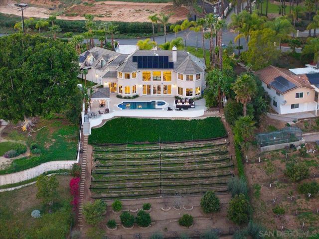 2814 Paseo Del Sol, Escondido, CA 92025