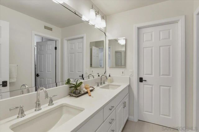 2814 Paseo Del Sol, Escondido, CA 92025