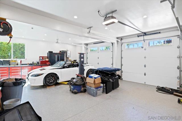 2814 Paseo Del Sol, Escondido, CA 92025