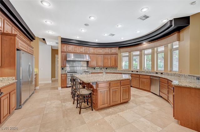 9713 Highridge Drive, Las Vegas, NV 89134