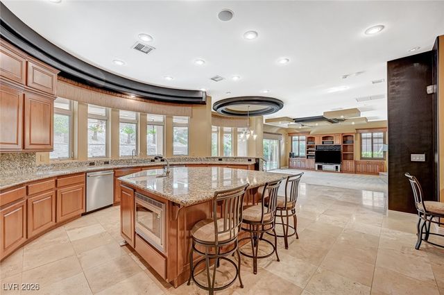 9713 Highridge Drive, Las Vegas, NV 89134