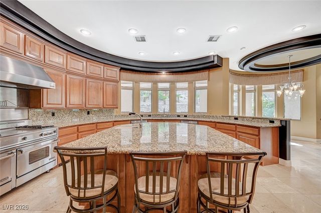 9713 Highridge Drive, Las Vegas, NV 89134