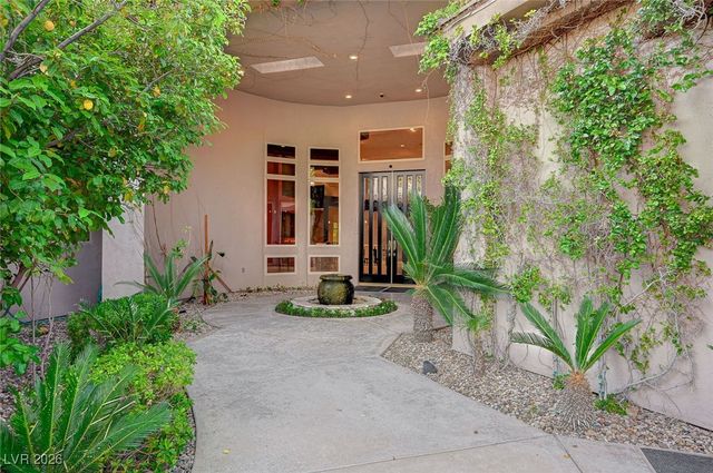 9713 Highridge Drive, Las Vegas, NV 89134