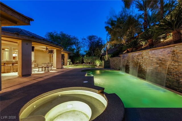 9713 Highridge Drive, Las Vegas, NV 89134