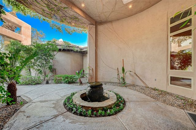 9713 Highridge Drive, Las Vegas, NV 89134