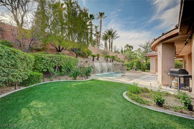 9713 Highridge Drive, Las Vegas, NV 89134