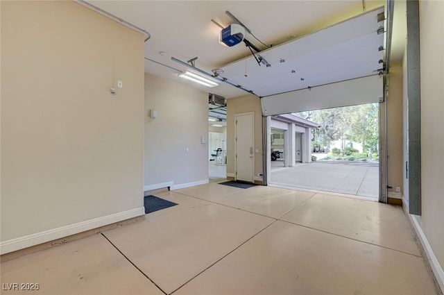 9713 Highridge Drive, Las Vegas, NV 89134